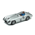 SCALEXTRIC 1955 MERCEDES-BENZ 300 SLR Limited Edition No.19 – Driven by FANGIO 